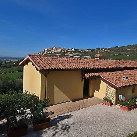 Agriturismo Fiordaliso Τρέβι Εξωτερικό φωτογραφία